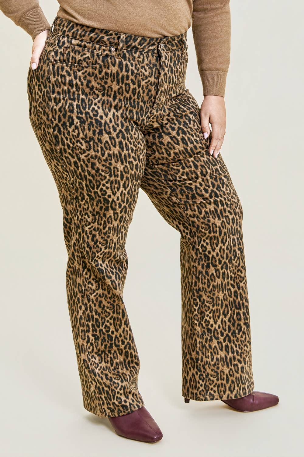 Judy Blue High Waist, Tummy Control Leopard Classic Straight -  PLUS
