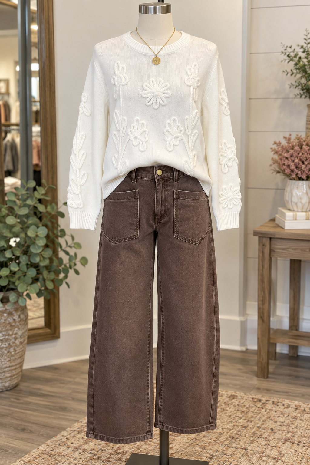Keren Hart Ivory Raised Floral Detailed Sweater