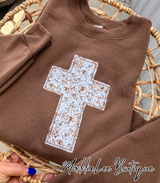 Embroidery cross quilt style fabric aplique crewneck