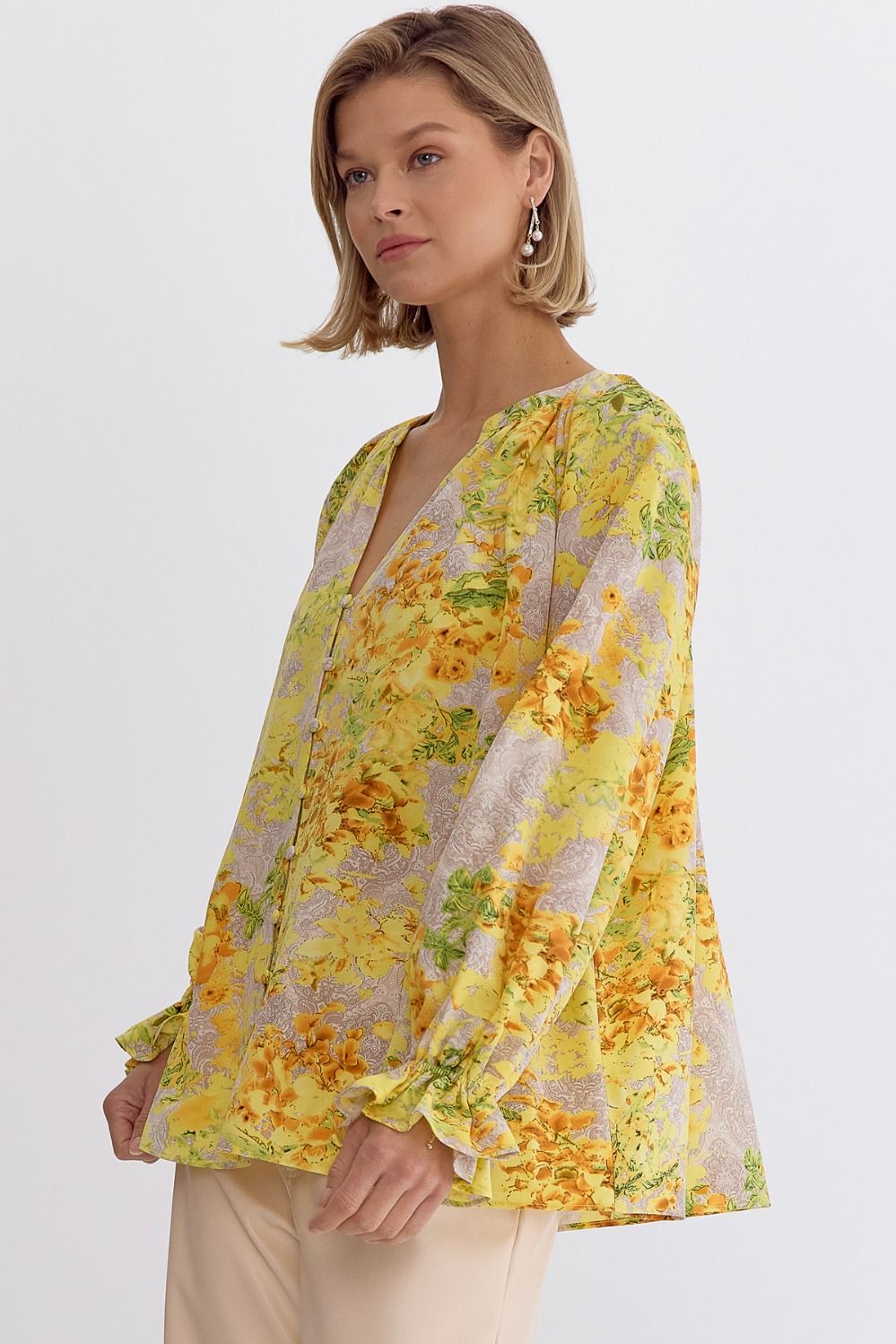Entro Floral Print Woven Top with Button-down Design