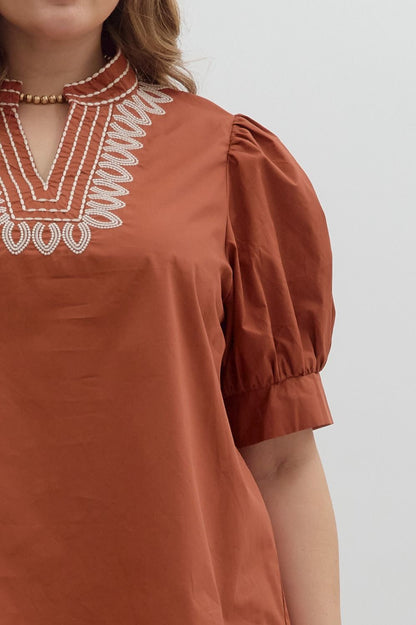 Entro Embroidered V-neck top